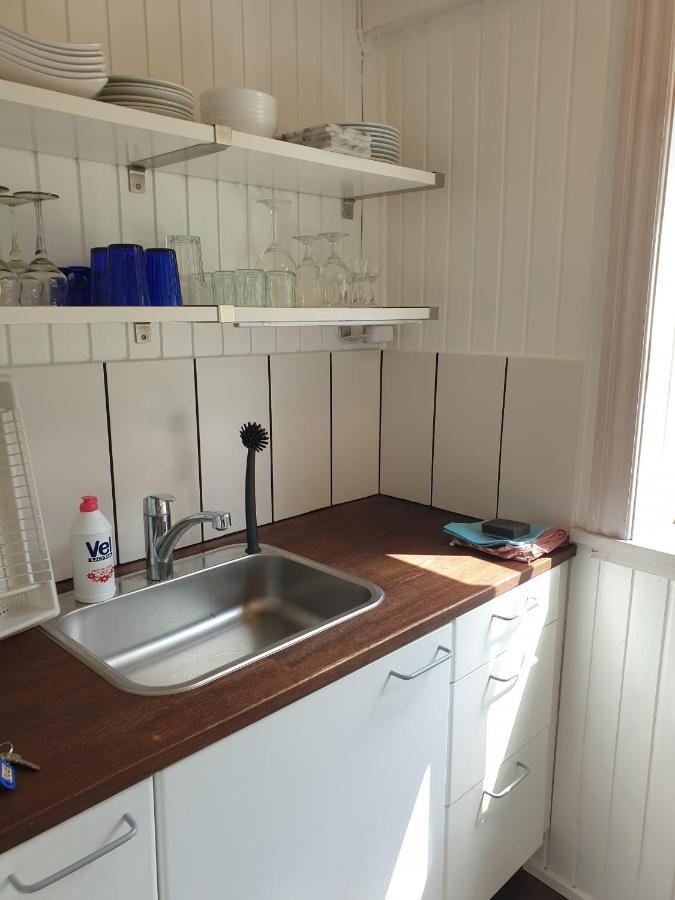 Violen Apartment Åkirkeby Екстериор снимка